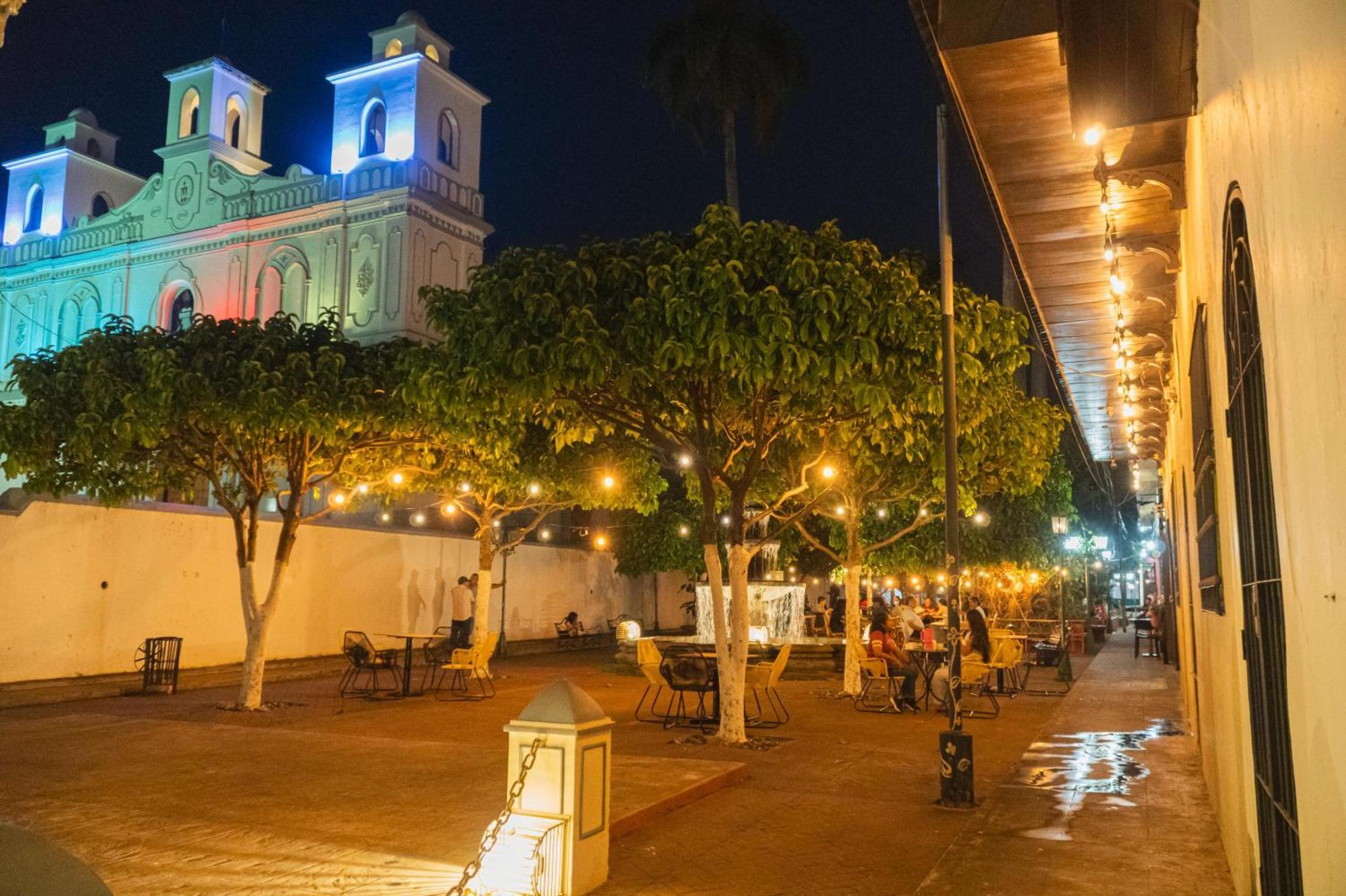 La Casa De Mamapan Hotel Colonial Ahuachapán المظهر الخارجي الصورة