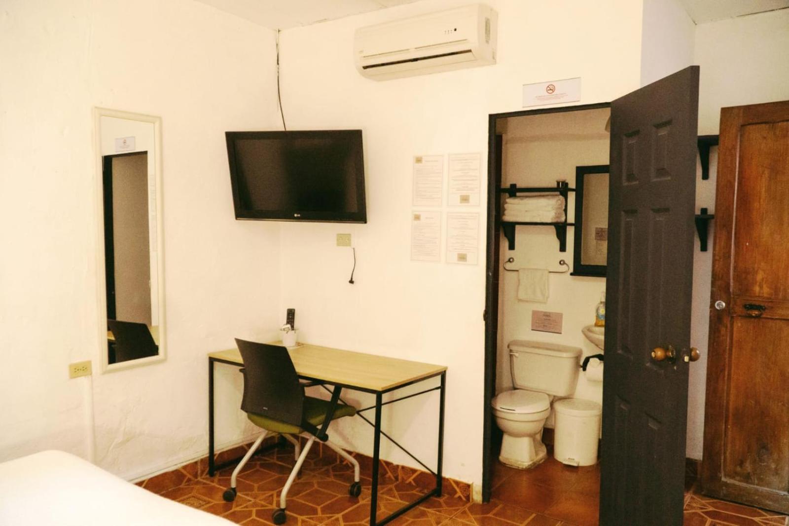 La Casa De Mamapan Hotel Colonial Ahuachapán المظهر الخارجي الصورة