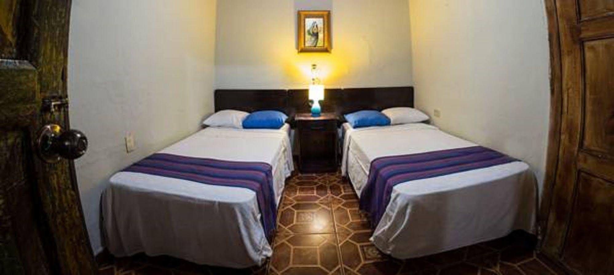La Casa De Mamapan Hotel Colonial Ahuachapán المظهر الخارجي الصورة